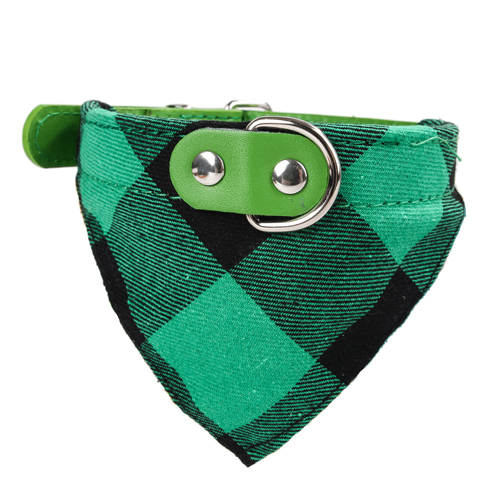 Collier bandana à carreaux pour chien vert