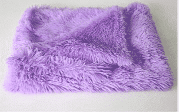 Couverture-pour-chien-apaisante-violet